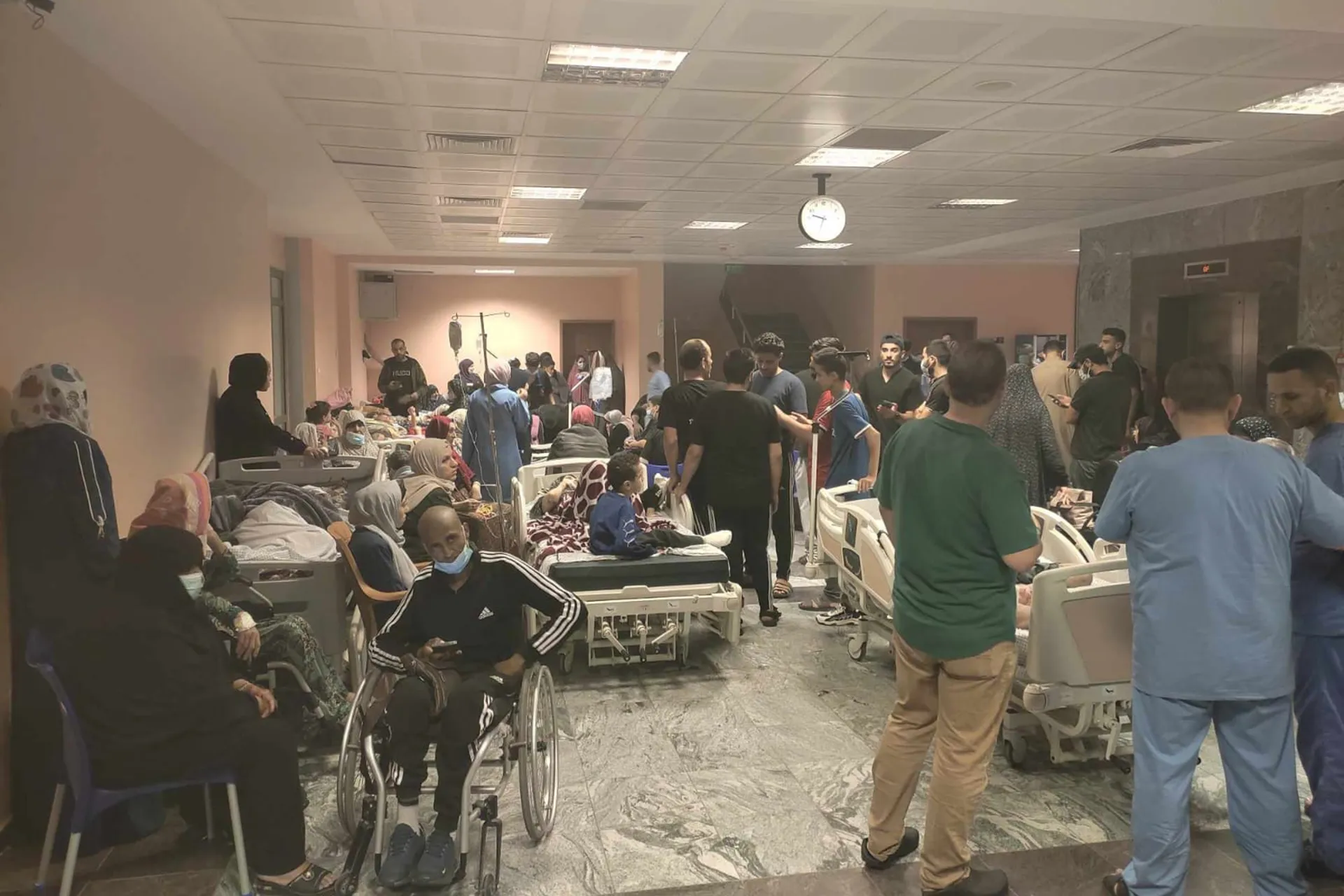 تدمير المستشفيات يغلق نوافذ الأمل بعلاج مرضى السرطان في غزة