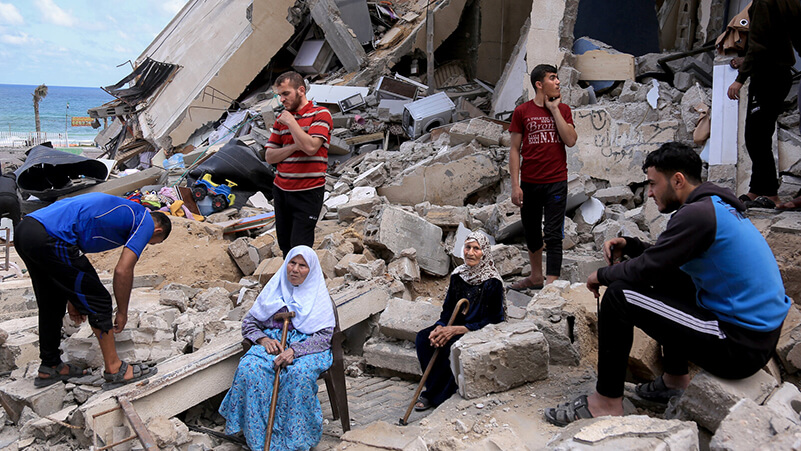 العدوان على غزة يولّد حزنًا وكآبة لدى الفلسطينيين بالخارج