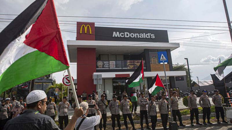 War on Gaza McDonalds buys up all Israeli franchise restaurants after boycott hits sales
