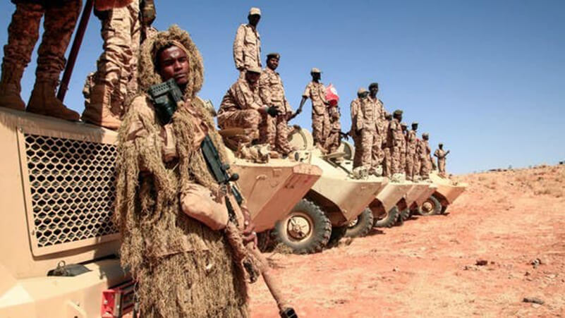 تورط مصر في حرب مع المهربين عند حدودها مع السودان… فما القصة؟