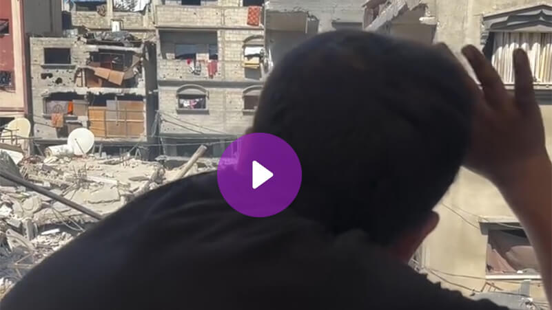 طفل من غزة كان يحاول تصوير ترند بين الركام، لكن غارة جوية من طيران الاحـ،تلال أفسدت المقطع