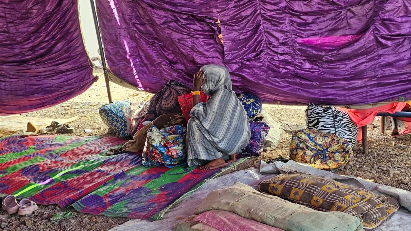 Home 2 000 892M8C7.png 1