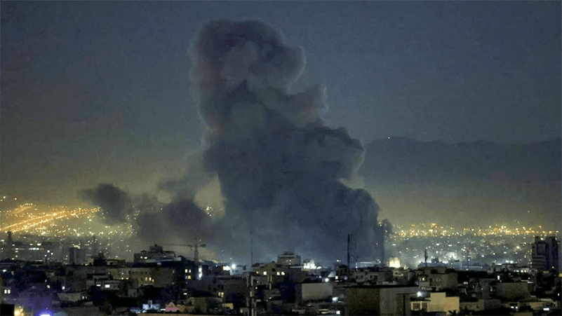 Home 1 US troop deaths ignite anger over ‘war for Israel