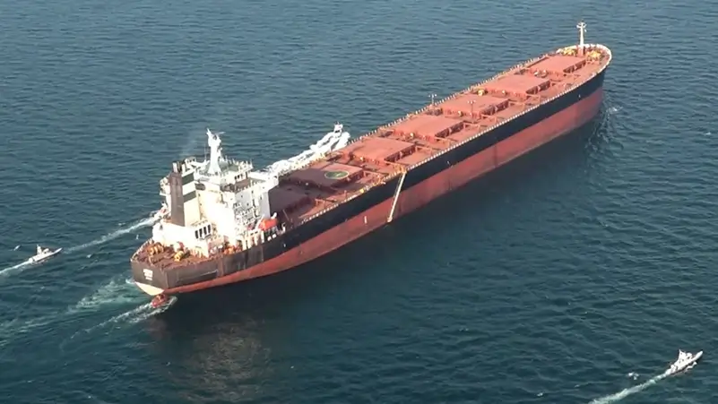 Home 1 لتجاوز أزمة الطاقة. ناقلات النفط تتجه إلى البحر الأحمر بعد إغلاق مضيق هرمز 1