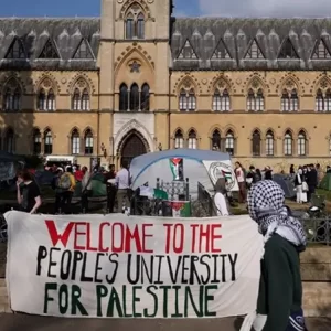 ترند 3 جامعات بريطانية تتعاقد مع شركة أمنية للتجسس على الطلبة المؤيدين لفلسطين